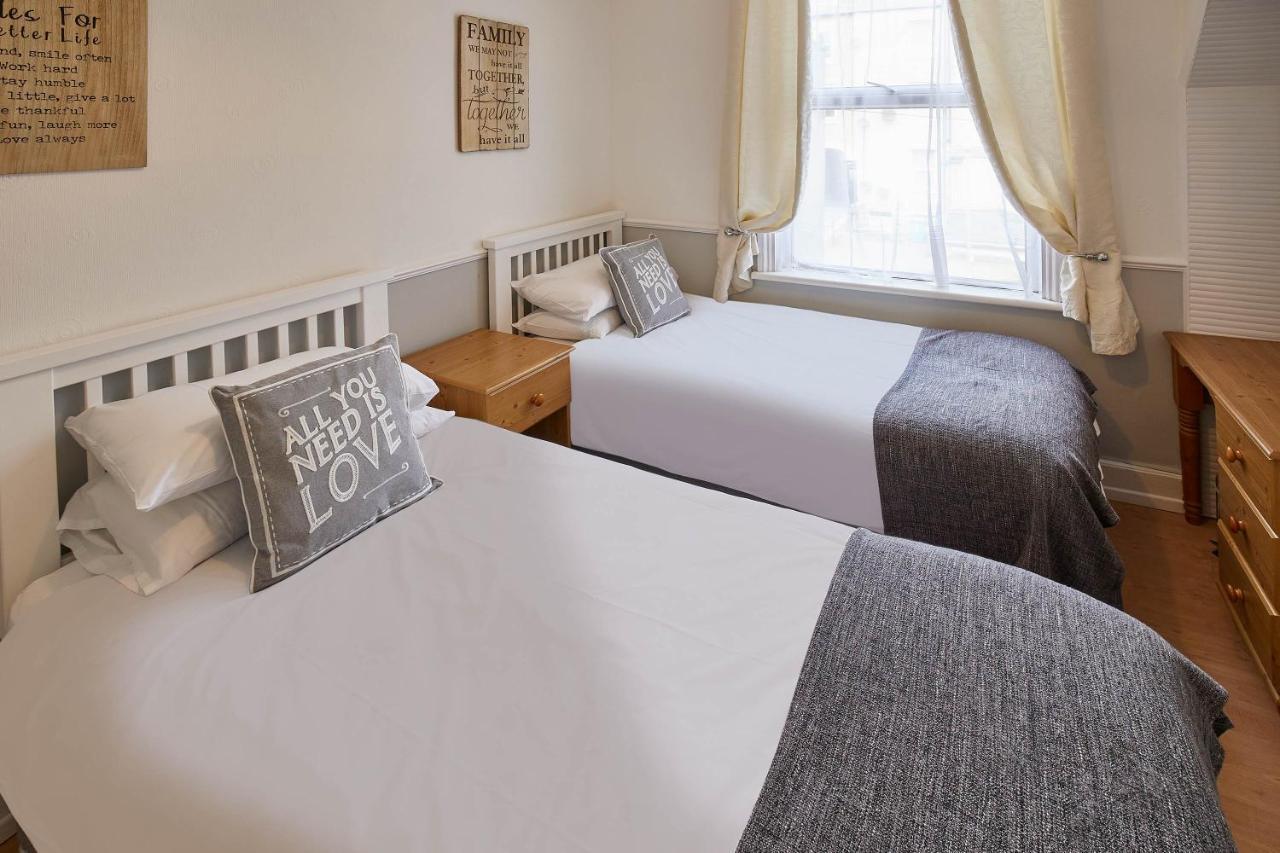 Glencoe Holiday Apartments Whitby Buitenkant foto