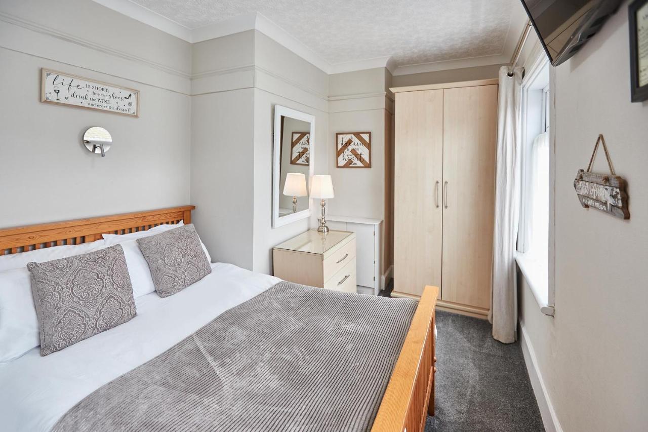 Glencoe Holiday Apartments Whitby Buitenkant foto