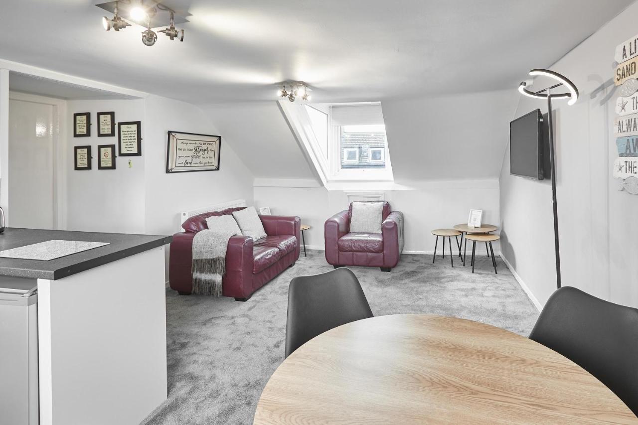 Glencoe Holiday Apartments Whitby Buitenkant foto