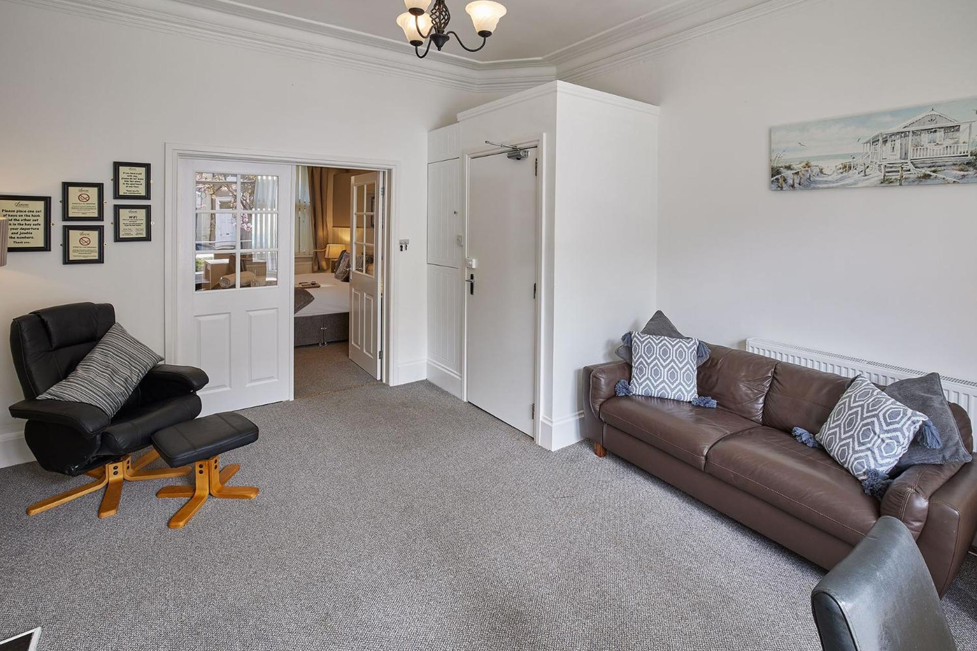 Glencoe Holiday Apartments Whitby Buitenkant foto